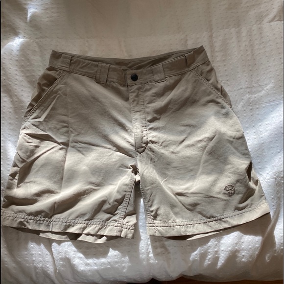 mountain hardwear hiking shorts